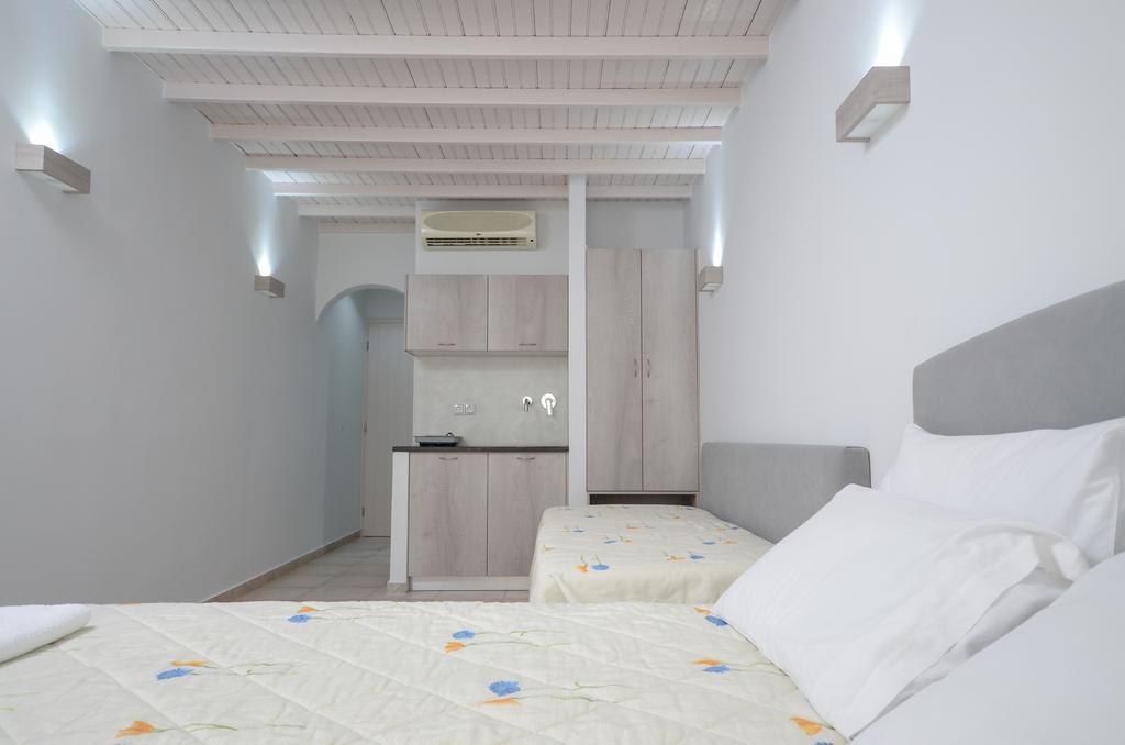 Pension Elena Agia Anna  Rum bild